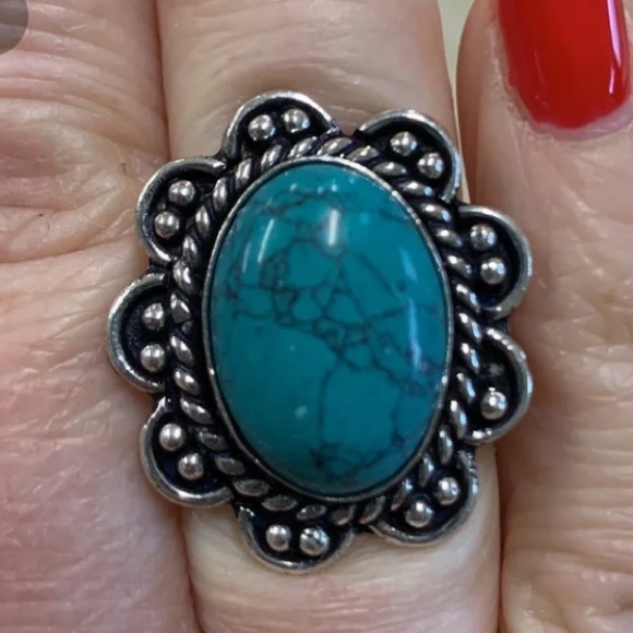Turquoise Ring - Picture 3 of 8
